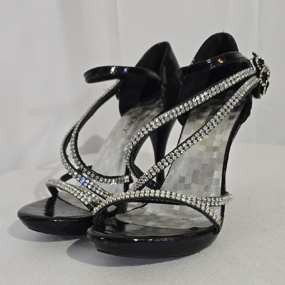 Delicacy Black Heels with Rhinestone Accents